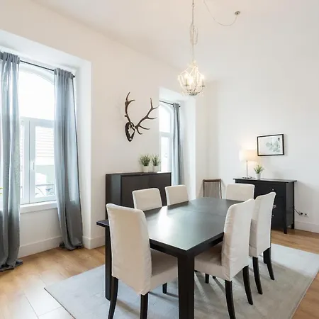 Flh Graca Spacious Flat Daire