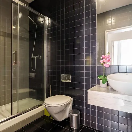 Daire Flh Graca Spacious Flat *
