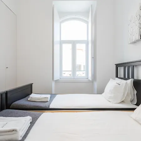 Flh Graca Spacious Flat *
